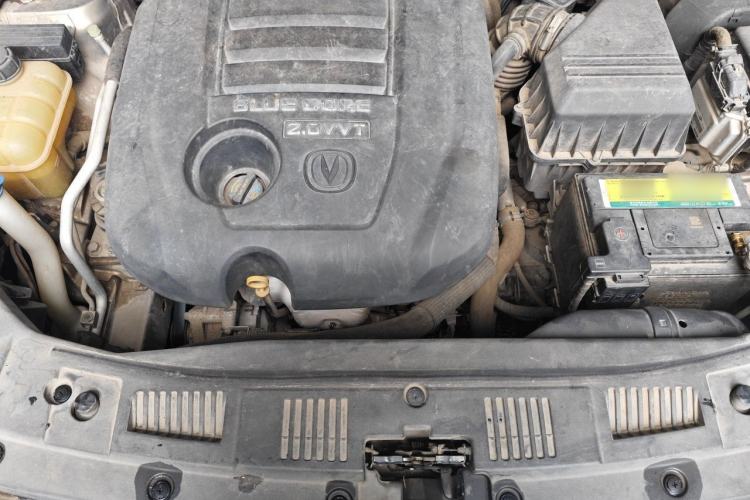 Used CHANGAN CS75 2016 2.0L Manual Luxury Version China IV Standard Engine Bay