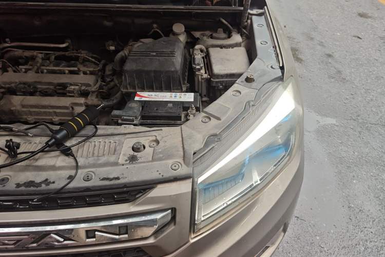 Used CHANGAN CS75 2016 2.0L Manual Luxury Version China V Standard Engine Bay Left