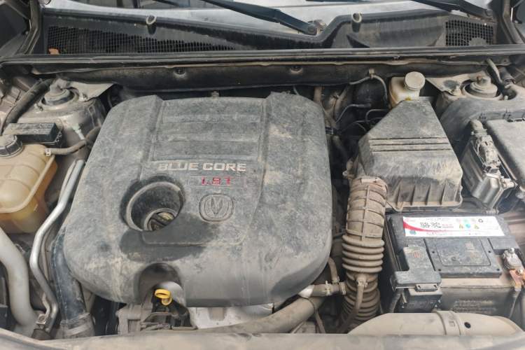 Used CHANGAN CS75 2016 1.8T Automatic Elite Model China V Standard Engine Bay