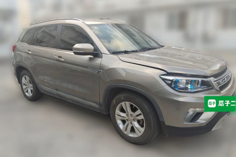 Used CHANGAN CS75 2016 2.0L Manual Luxury Version China IV Standard Front Right 45 Deg