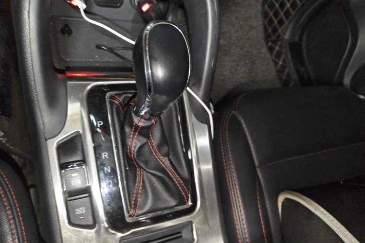 Used CHANGAN CS75 2016 1.8T Automatic Elite Model China V Standard Gear Lever