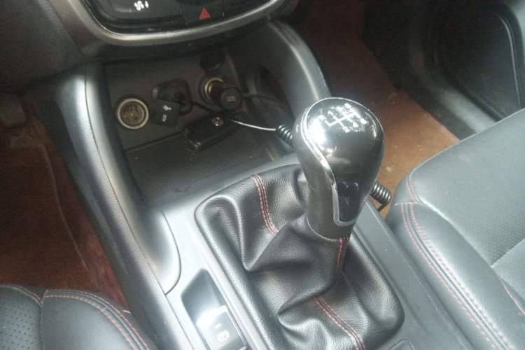 Used CHANGAN CS75 2016 1.5T Manual FENGSHANG Model Gear Lever