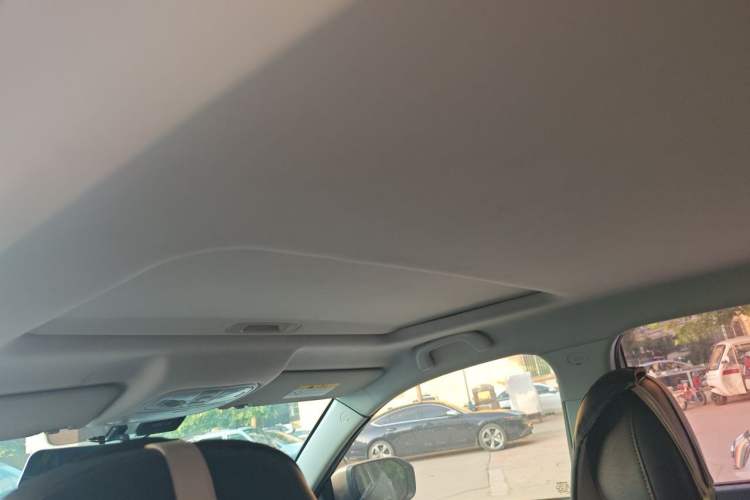 Used CHANGAN CS75 2016 2.0L Manual Luxury Version China V Standard Headliner