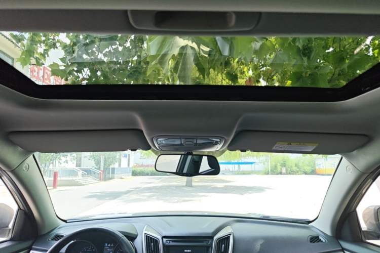 Used CHANGAN CS75 2016 2.0L Manual Luxury Version China V Standard Headliner