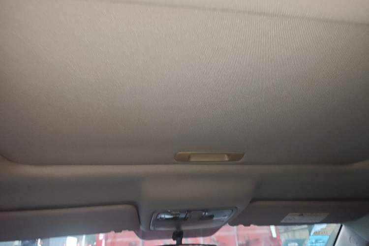 Used CHANGAN CS75 2016 2.0L Manual Luxury Version China V Standard Headliner
