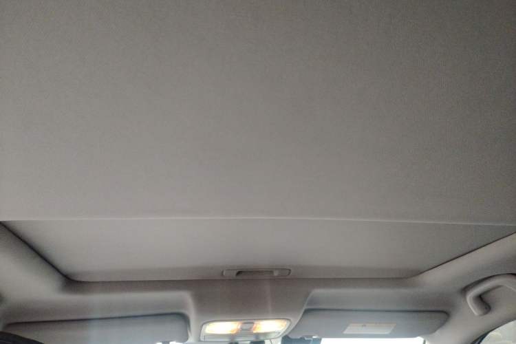 Used CHANGAN CS75 2016 1.8T Automatic Elite Model China IV Standard Headliner