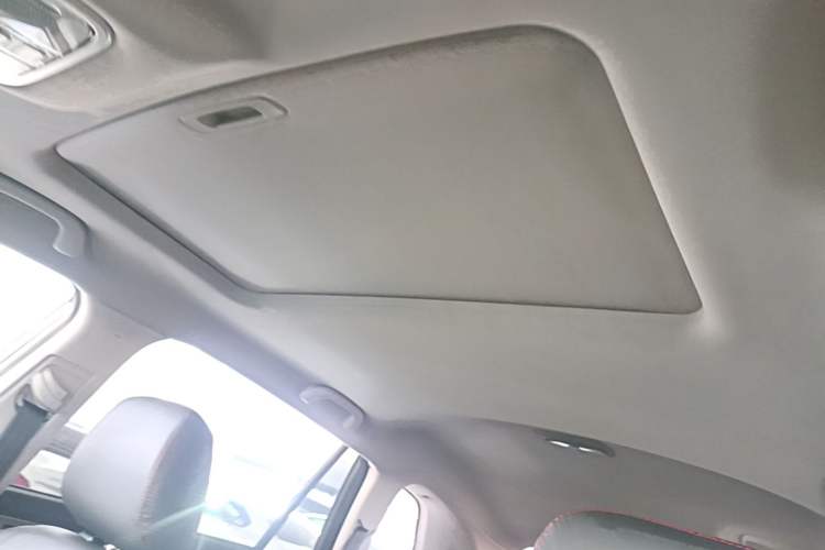 Used CHANGAN CS75 2016 1.8T Automatic Elite Model China V Standard Headliner