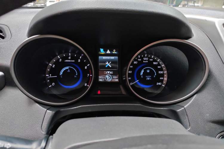 Used CHANGAN CS75 2016 1.8T Automatic Elite Model China V Standard Instrument Cluster
