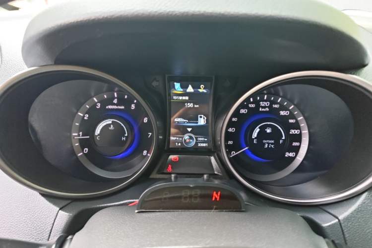 Used CHANGAN CS75 2016 2.0L Manual Luxury Version China V Standard Instrument Cluster