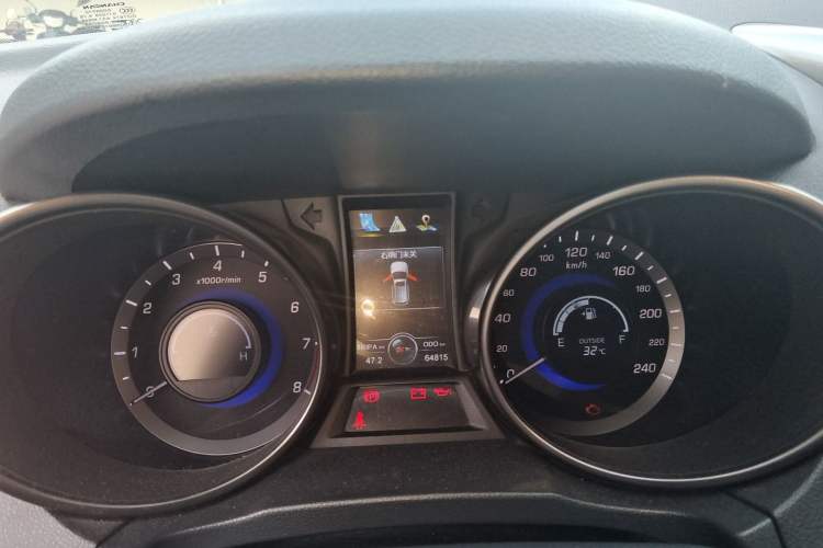 Used CHANGAN CS75 2016 2.0L Manual Luxury Version China IV Standard Instrument Cluster