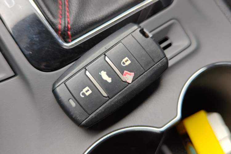 Used CHANGAN CS75 2016 1.8T Automatic Elite Model China IV Standard Interior 1