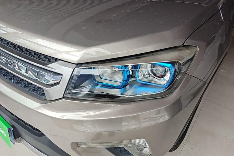 Used CHANGAN CS75 2016 1.8T Automatic Elite Model China V Standard Left Front Headlight