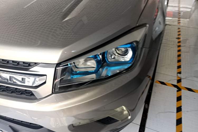 Used CHANGAN CS75 2016 1.8T Automatic Elite Model China V Standard Left Front Headlight