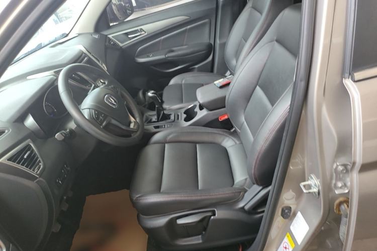 Used CHANGAN CS75 2016 2.0L Manual Luxury Version China IV Standard Left Front Seat