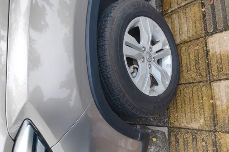 Used CHANGAN CS75 2016 1.8T Automatic Elite Model China V Standard Left Front Wheel Hub