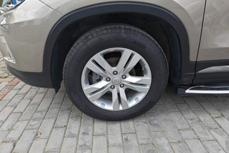 Used CHANGAN CS75 2016 2.0L Manual Luxury Version China V Standard Left Front Wheel Hub