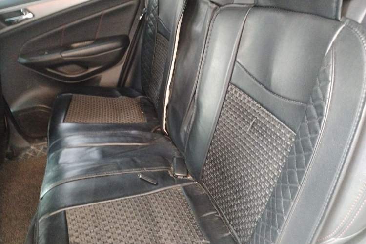 Used CHANGAN CS75 2016 1.8T Automatic Elite Model China IV Standard Left Rear Seat