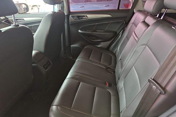 Used CHANGAN CS75 2016 1.8T Automatic Elite Model China V Standard Left Rear Seat