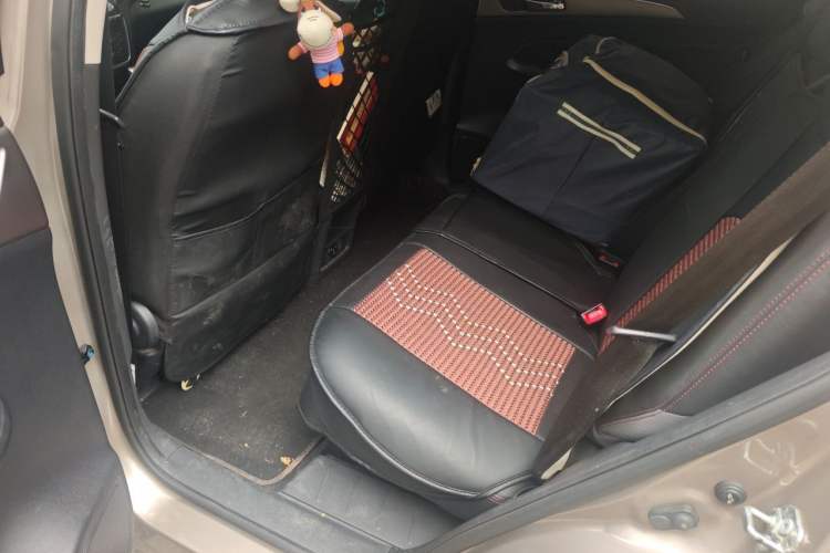 Used CHANGAN CS75 2016 1.8T Automatic Elite Model China V Standard Left Rear Seat