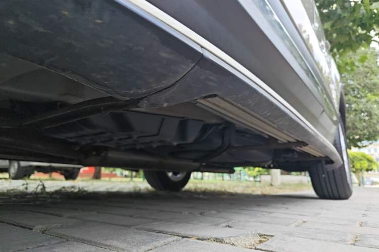 Used CHANGAN CS75 2016 2.0L Manual Luxury Version China V Standard Left Side Sill