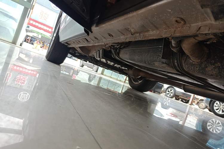 Used CHANGAN CS75 2016 1.8T Automatic Elite Model China V Standard Left Side Sill