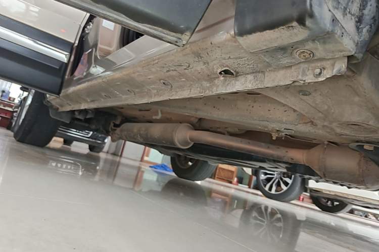 Used CHANGAN CS75 2016 1.8T Automatic Elite Model China V Standard Right Side Sill