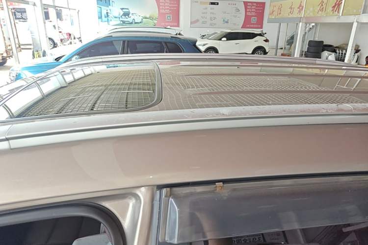 Used CHANGAN CS75 2016 1.8T Automatic Elite Model China V Standard Roof