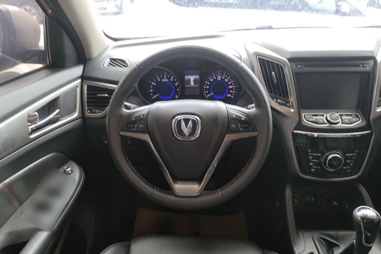 Used CHANGAN CS75 2016 2.0L Manual Luxury Version China IV Standard Steering Wheel