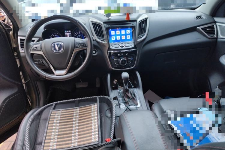 Used CHANGAN CS75 2016 1.8T Automatic Elite Model China V Standard Center Console
