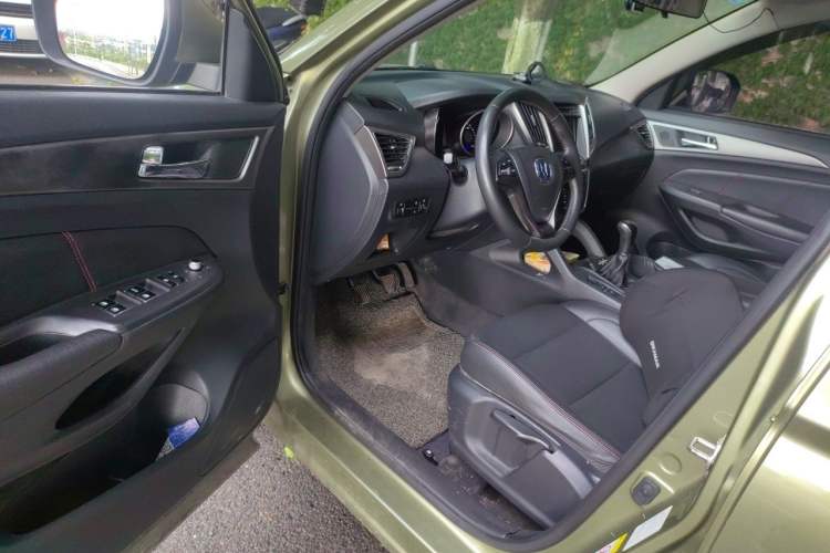 Used CHANGAN CS75 2016 2.0L Manual Luxury Version China V Standard Driver Seat