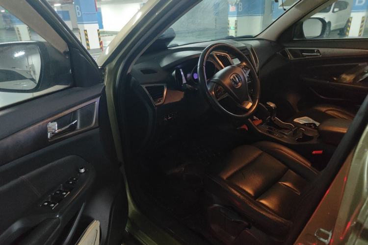 Used CHANGAN CS75 2016 1.8T Automatic Elite Model China IV Standard Driver Seat