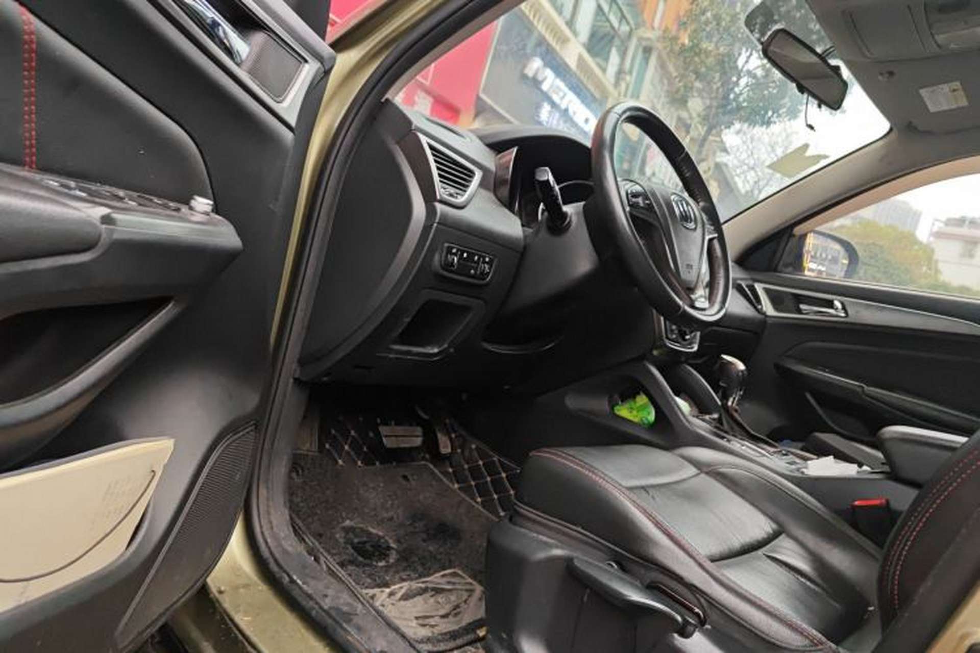 Used CHANGAN CS75 2016 1.8T Automatic Elite Model China IV Standard Driver Seat