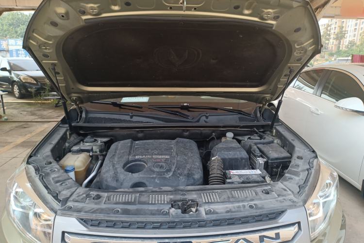 Used CHANGAN CS75 2016 1.8T Automatic Elite Model China IV Standard Engine Bay