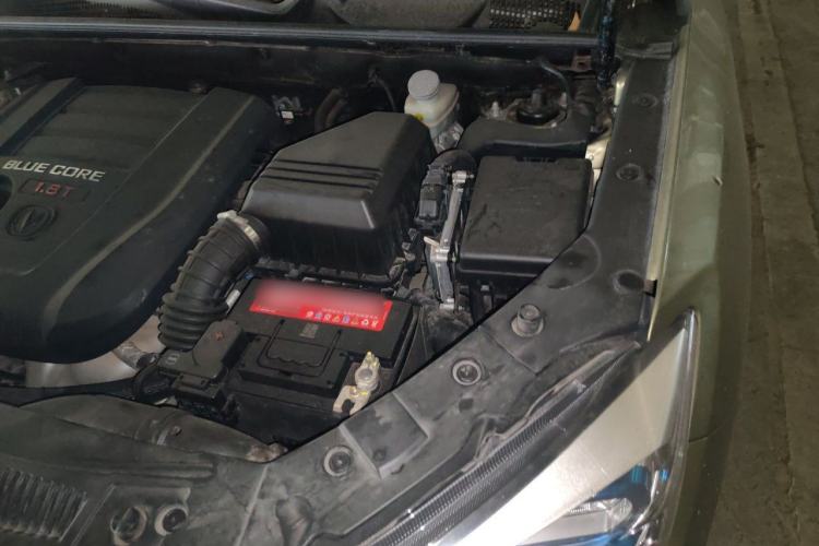 Used CHANGAN CS75 2016 1.8T Automatic Elite Model China V Standard Engine Bay Left