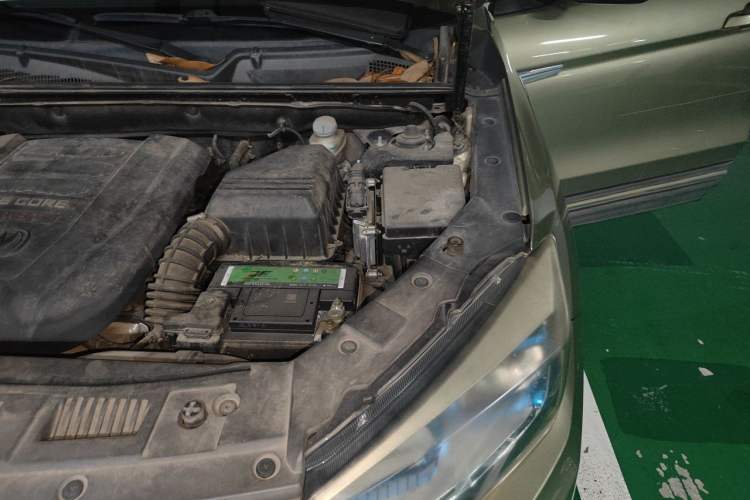 Used CHANGAN CS75 2016 1.8T Automatic Elite Model China IV Standard Engine Bay Left