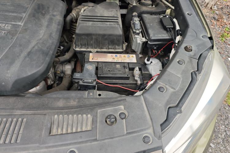 Used CHANGAN CS75 2016 2.0L Manual Luxury Version China V Standard Engine Bay Left