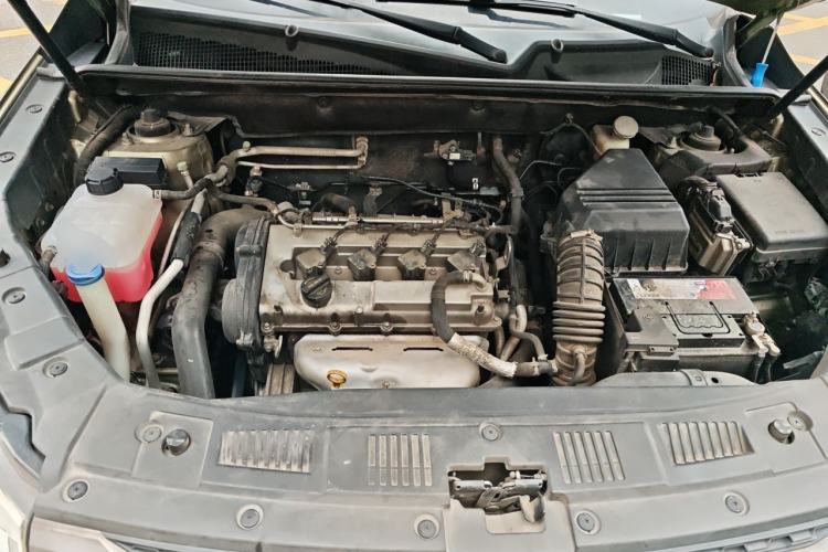 Used CHANGAN CS75 2016 1.8T Automatic Elite Model China IV Standard Engine Bay