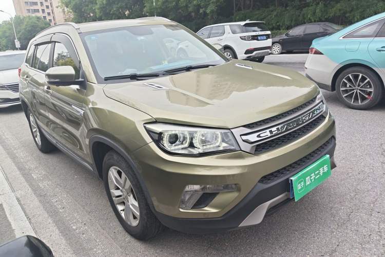 Used CHANGAN CS75 2016 1.8T Automatic Prestige Model China V Standard Front Right 45 Deg