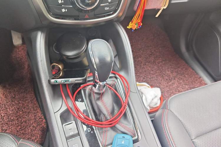 Used CHANGAN CS75 2016 1.8T Automatic Prestige Model China V Standard Gear Lever
