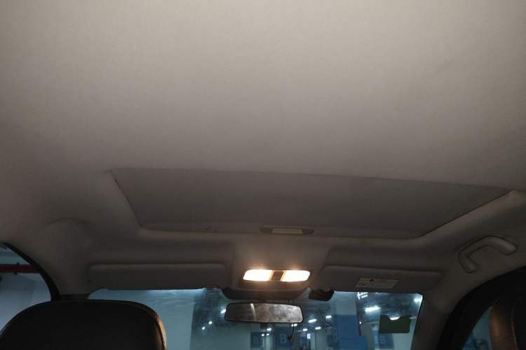 Used CHANGAN CS75 2016 1.8T Automatic Elite Model China IV Standard Headliner