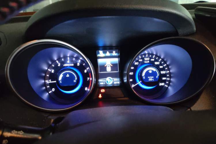 Used CHANGAN CS75 2016 1.8T Automatic Elite Model China V Standard Instrument Cluster