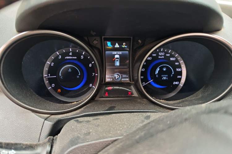 Used CHANGAN CS75 2016 1.8T Automatic Elite Model China IV Standard Instrument Cluster