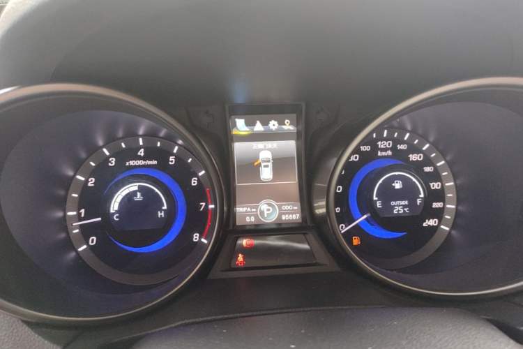 Used CHANGAN CS75 2016 1.8T Automatic Prestige Model China V Standard Instrument Cluster