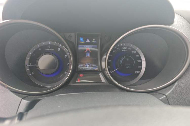 Used CHANGAN CS75 2016 1.8T Automatic Elite Model China IV Standard Instrument Cluster