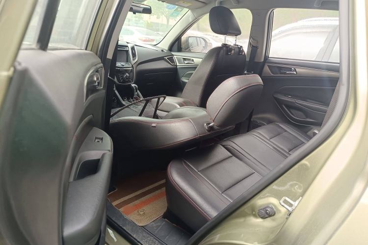 Used CHANGAN CS75 2016 1.8T Automatic Elite Model China V Standard Interior 2