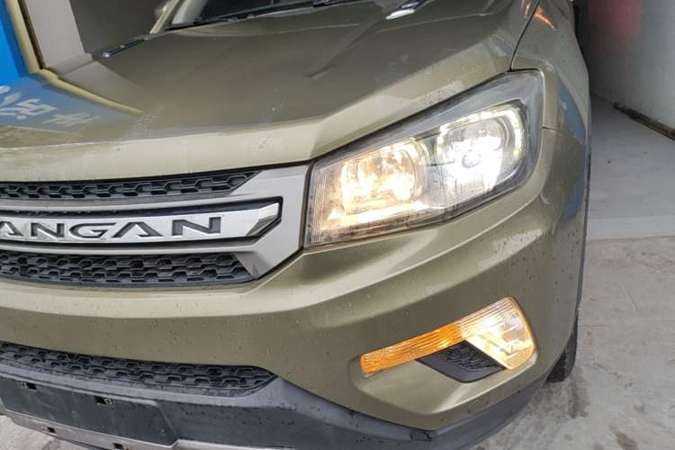 Used CHANGAN CS75 2016 1.8T Automatic Prestige Model China V Standard Left Front Headlight