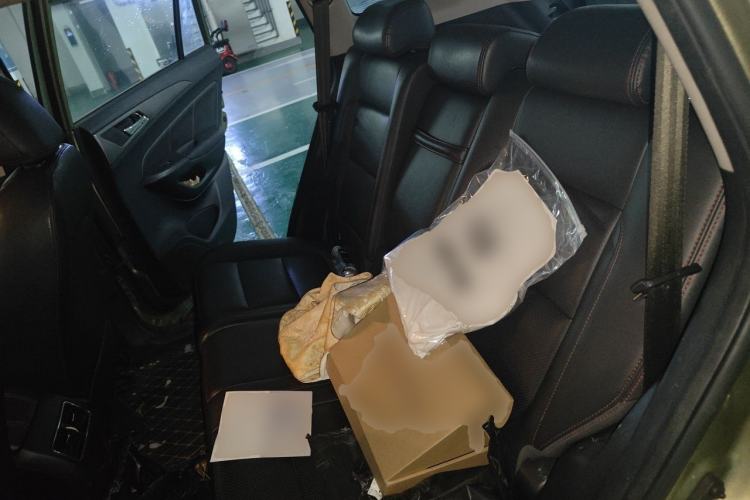 Used CHANGAN CS75 2016 1.8T Automatic Elite Model China IV Standard Left Rear Seat