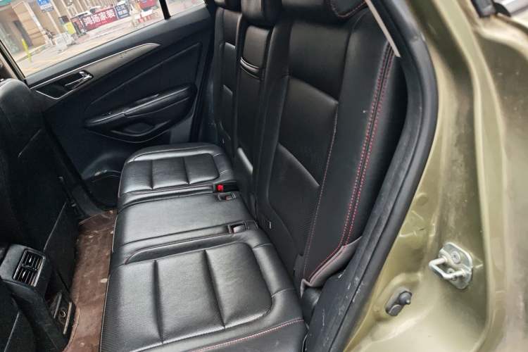 Used CHANGAN CS75 2016 1.8T Automatic Elite Model China IV Standard Left Rear Seat