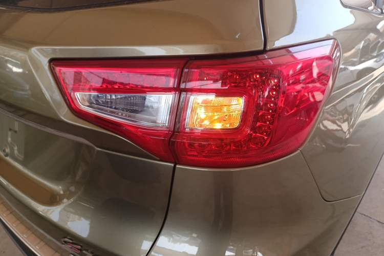 Used CHANGAN CS75 2016 1.8T Automatic Elite Model China IV Standard Right Rear Taillight