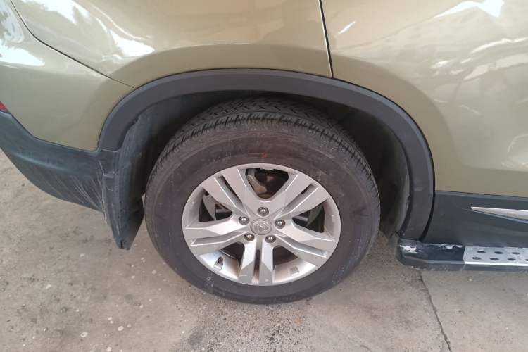 Used CHANGAN CS75 2016 1.8T Automatic Elite Model China IV Standard Right Rear Wheel Hub